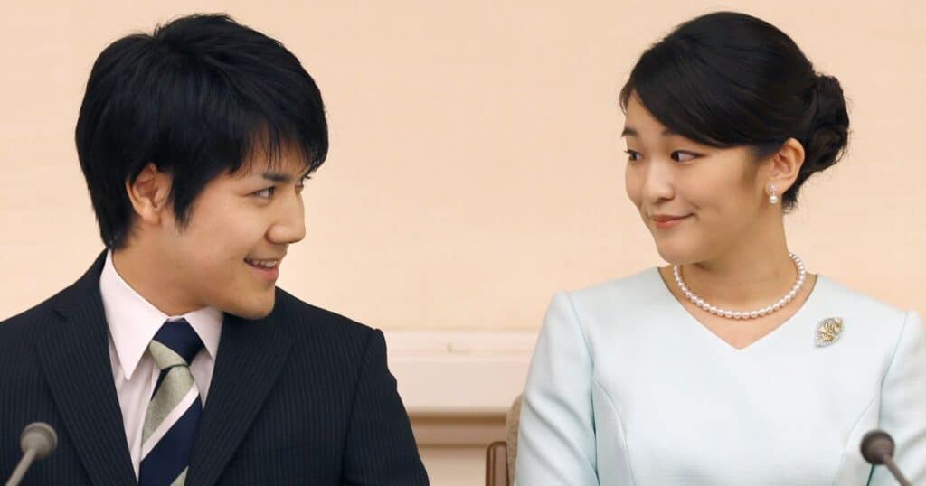 A Royal Courtship: Kei and Mako's Blossoming Romance